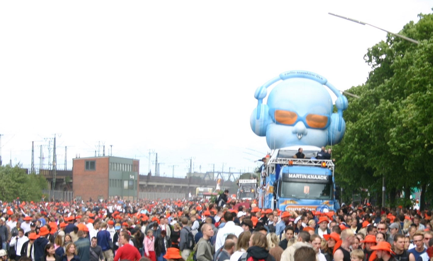 G-Move Hamburg 2004 – Mit Herz und helfender Hand!