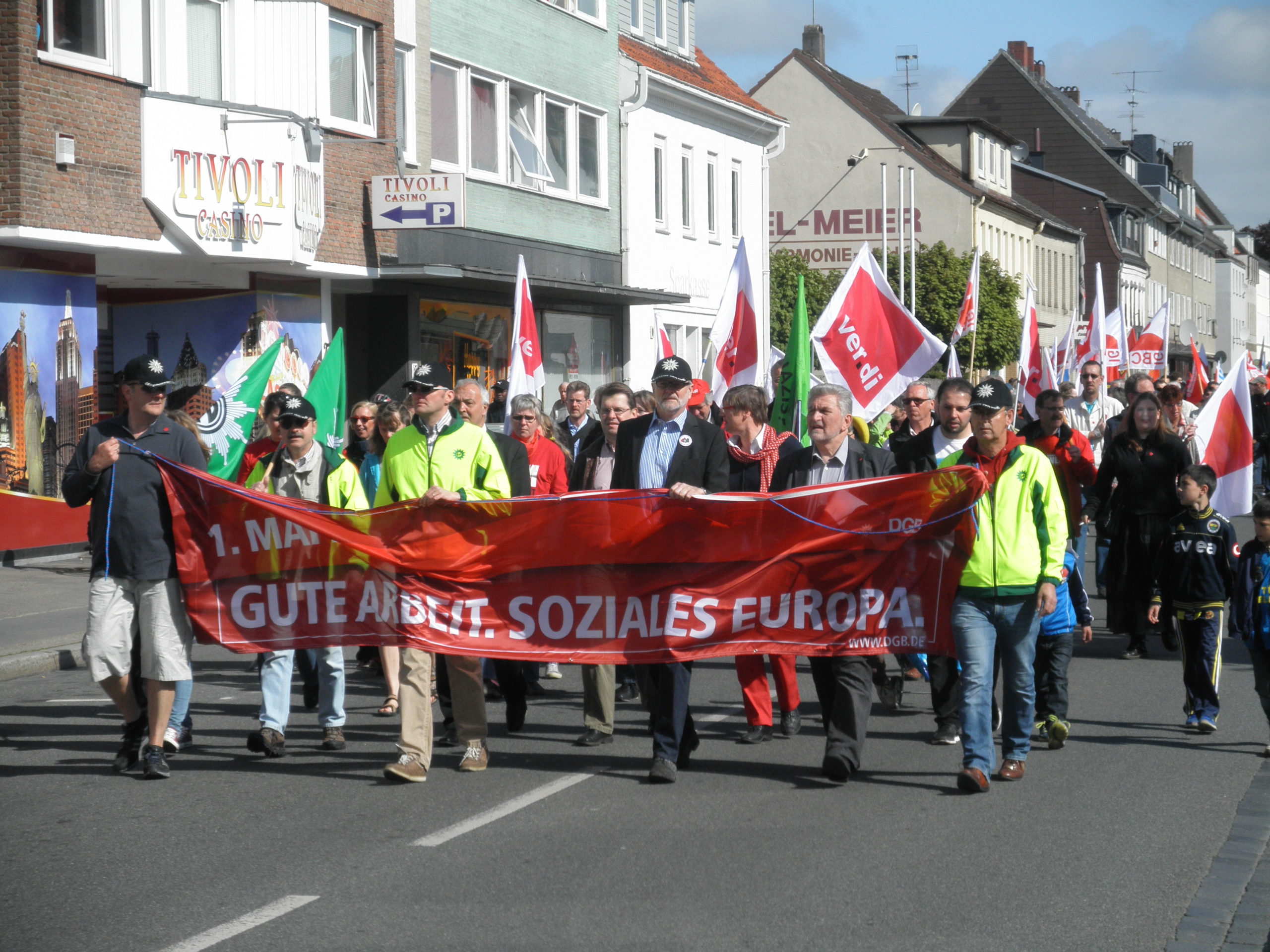 1. Mai Demo in Neumünster 2014 – DGB lädt zur Demonstration und Kundgebung