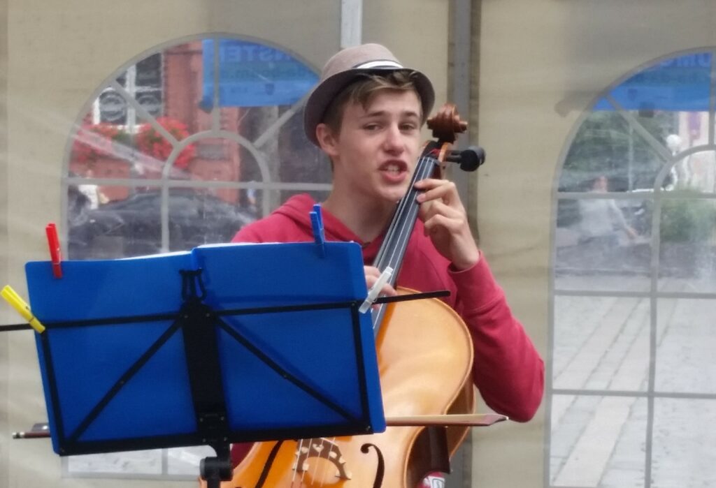 BADA BOOM 2019: Joscha – Straßenmusik mit Leidenschaft!