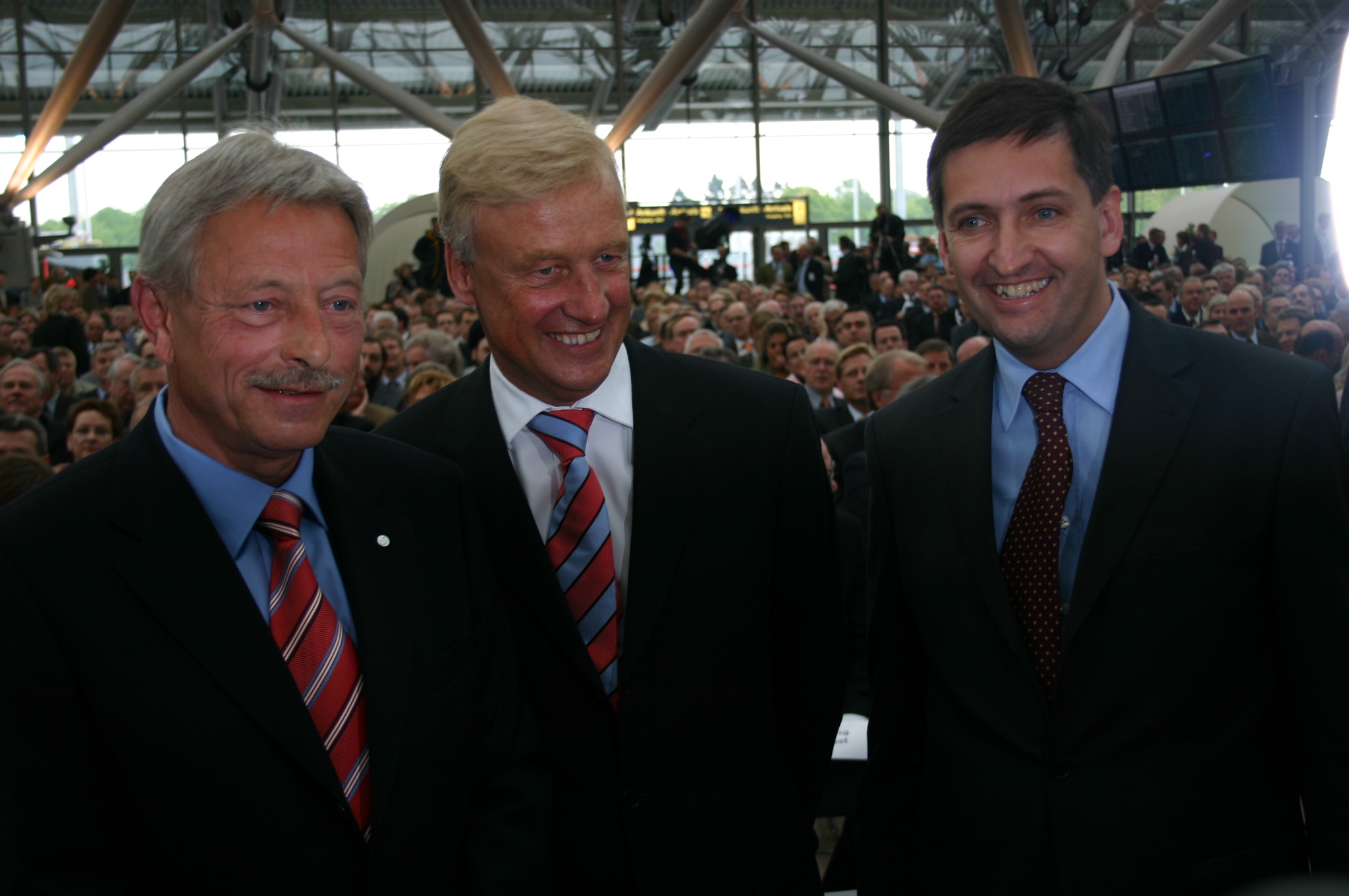 Eröffnung 2005 des Terminal 1 – Flughafen Hamburg (Hamburg Airport Helmut Schmidt)